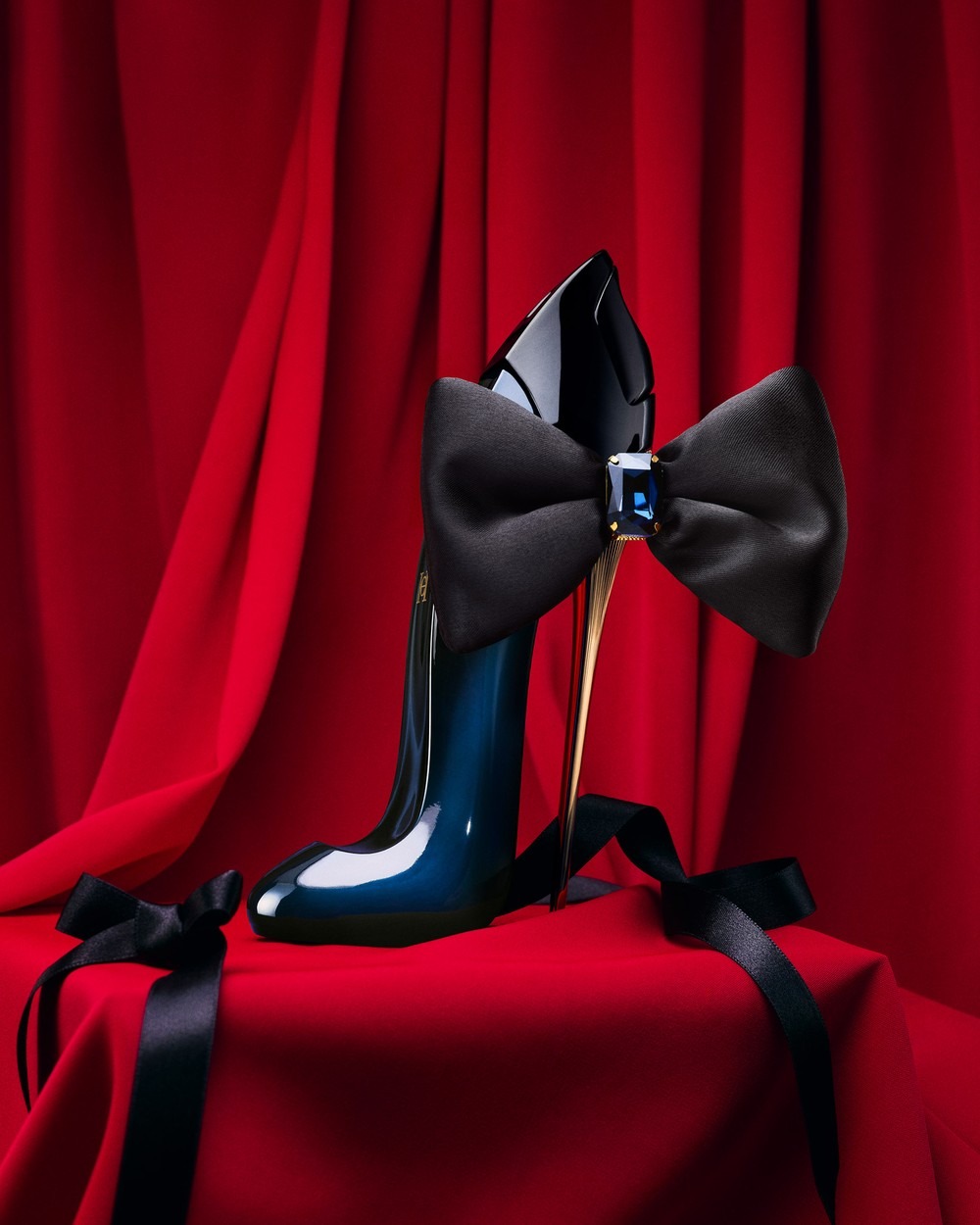 Carolina Herrera Good Girl Bow - Shop Home Fragrance recension och pris