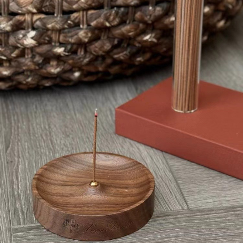 Sandalwood Walnut Thread Fragr - Home Fragrance Zen recension och pris